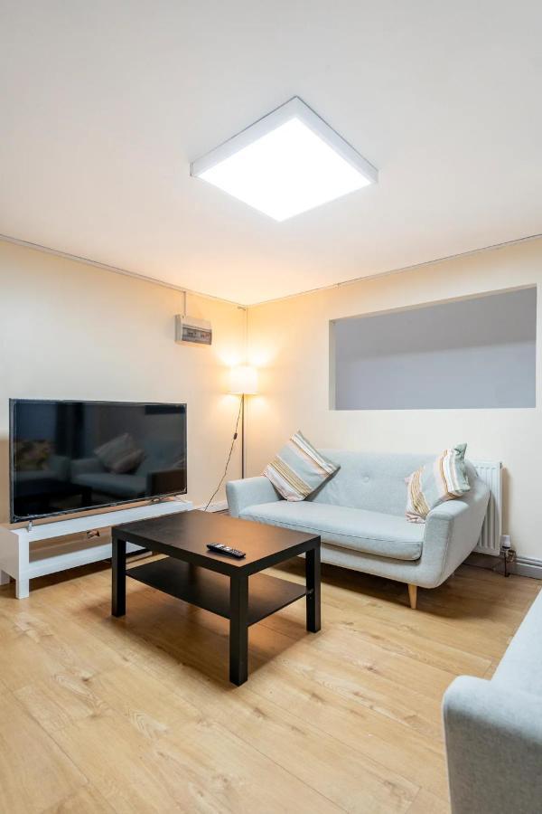 Double Bed Room In Flat Near Birmingham City Centre 외부 사진