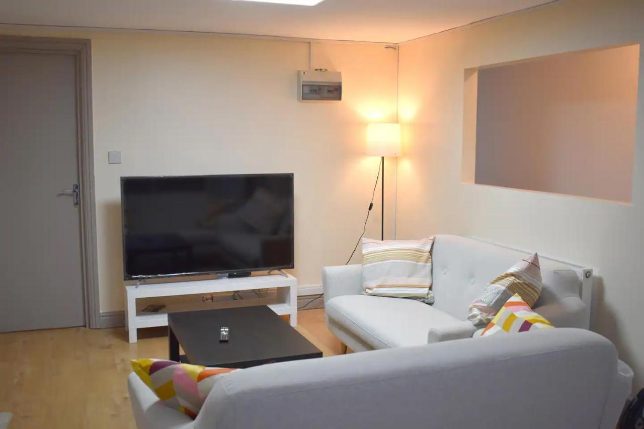 Double Bed Room In Flat Near Birmingham City Centre 외부 사진